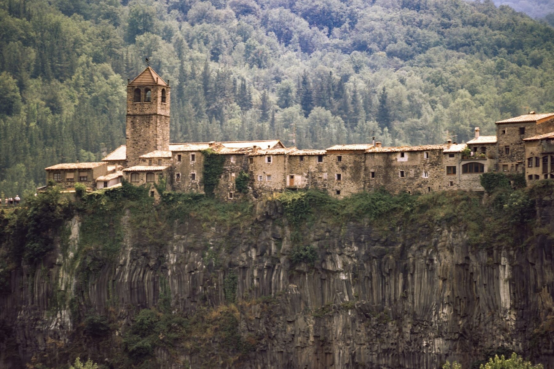 8 Days Ghosts of Catalonia — 9