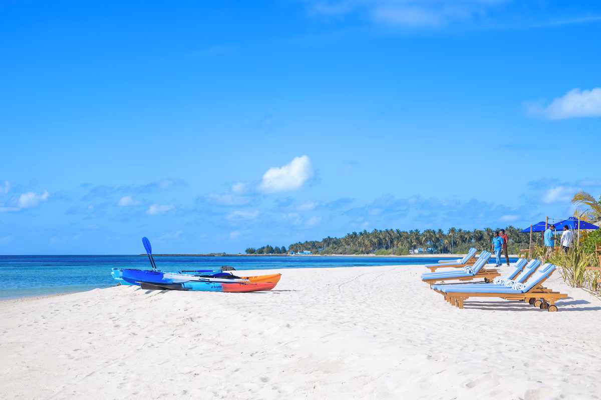 8 Days Maldives Resort — 9