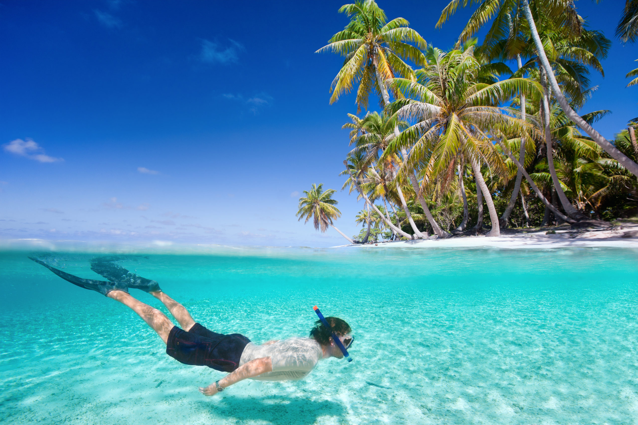 Swiming Underwater in the Maldives