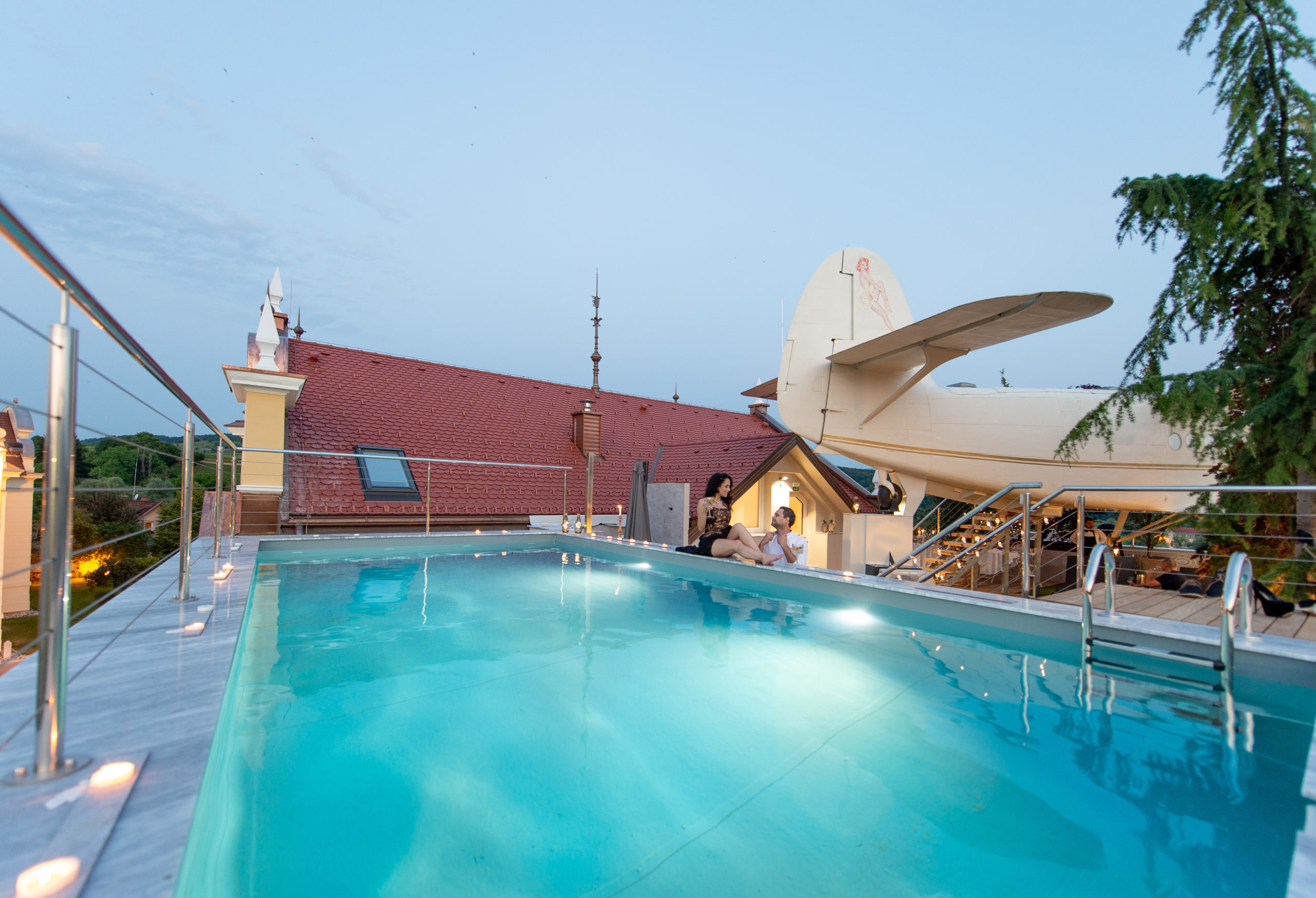 Hotel Swimming Pool