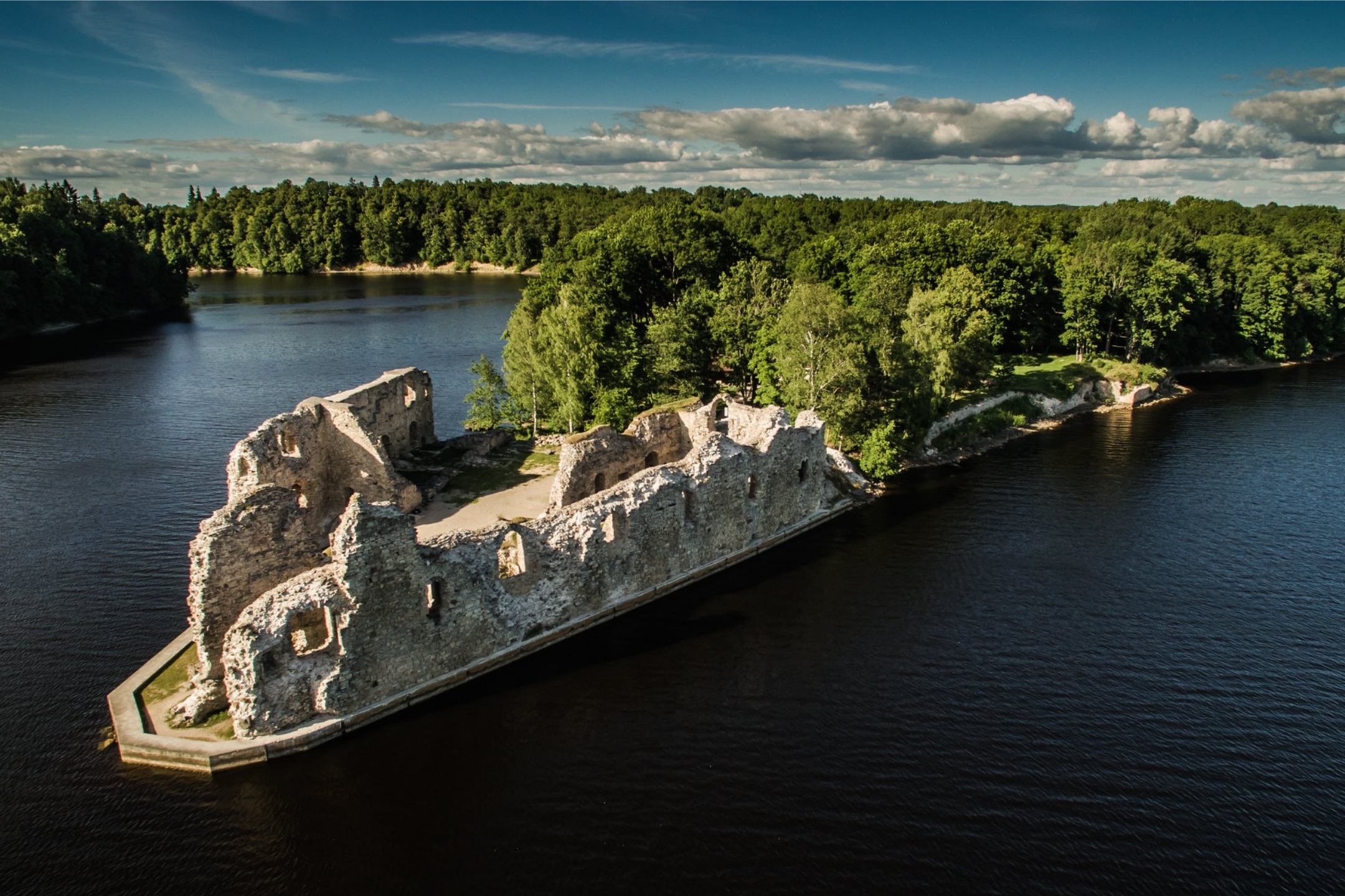 Koknese Castle ruins - Kaspars Daleckis