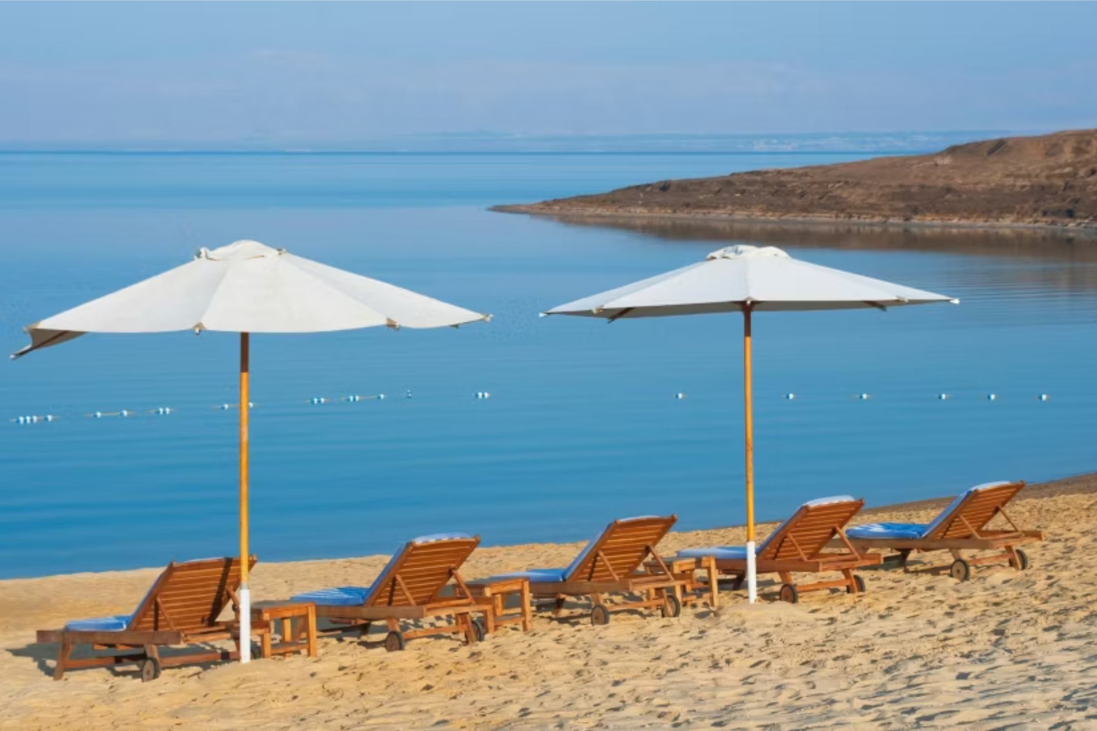 Holiday Inn Resort Dead Sea private beach area